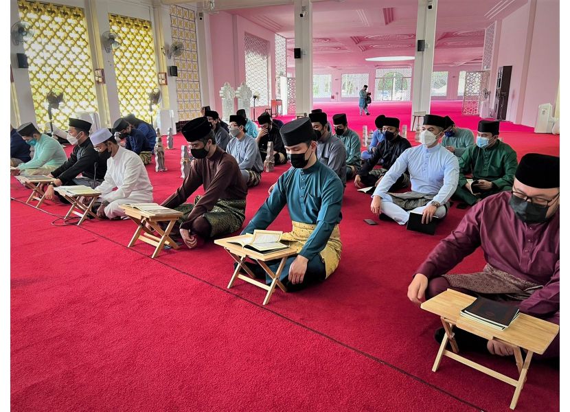 Progresif Hosts Tahlil at Royal Mausoleum